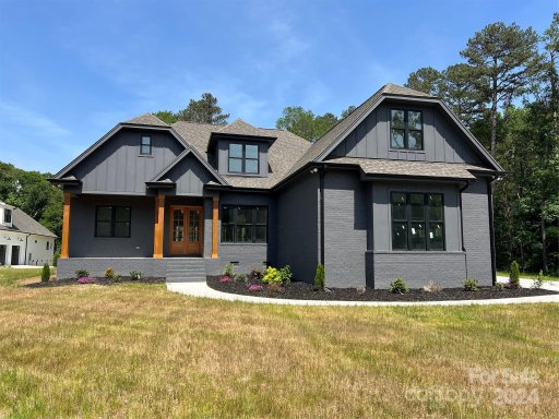 1018 Piney Drive