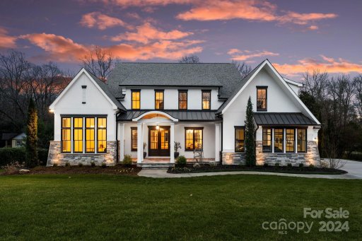 425 Mammoth Oaks Lane