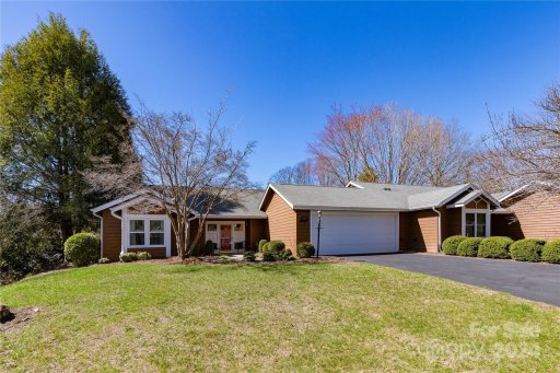 4 Laurel Place Drive