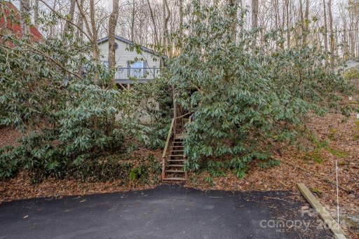 141 Snowflake Road