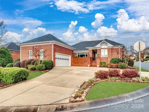 1202 Greenside Drive