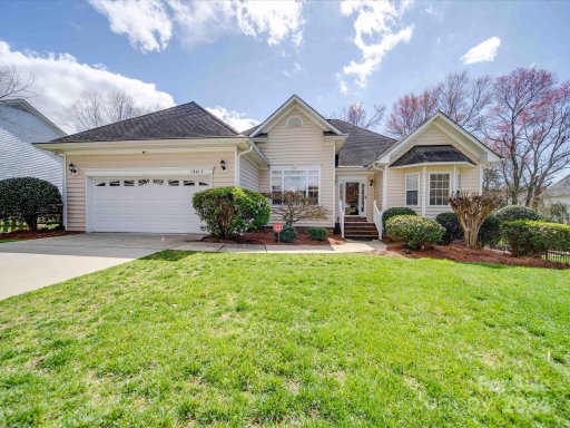 19617 Coachmans Trace