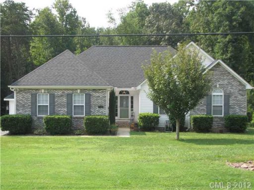 7318 Pine Ridge Drive