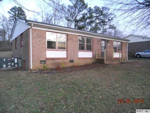327 Briarwood Drive