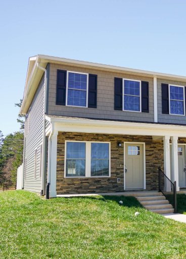 1633 Oak Leaf Drive