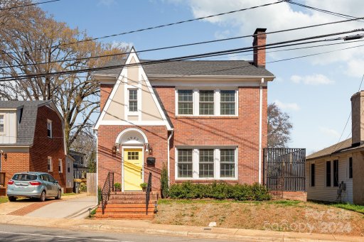 2032 Oaklawn Avenue