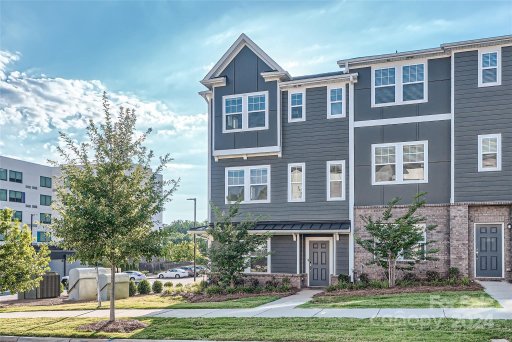 3926 Memorial Parkway