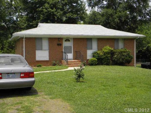 4031 Oak Forest Drive