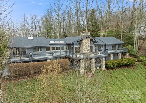 34 Peach Knob Drive