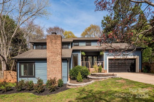 1524 Larochelle Lane