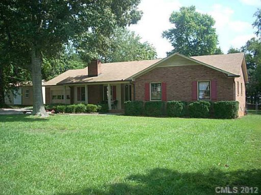 1301 Derbyshire Road