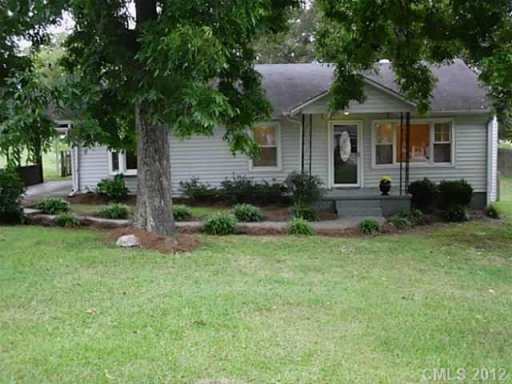 1047 Pine Ridge Road