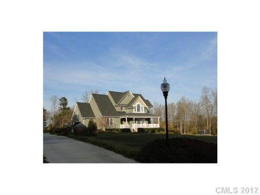 6594 Majestic Pine Drive