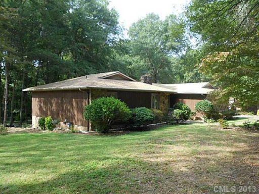 2443 Colebrook Drive