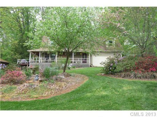 1942 Hickory Hills Drive