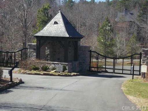 10162 Enclave Circle