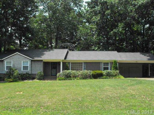 213 Heritage Circle