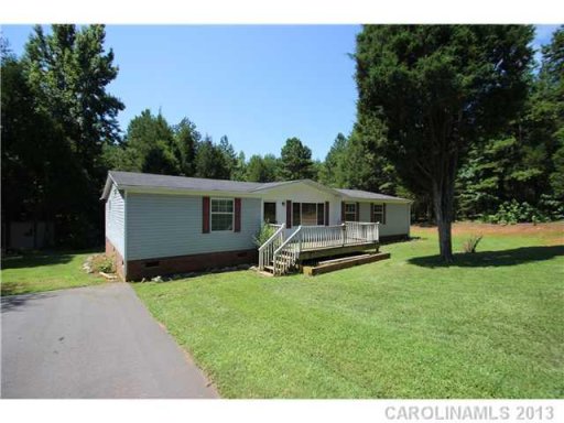 10443 Singletree Lane