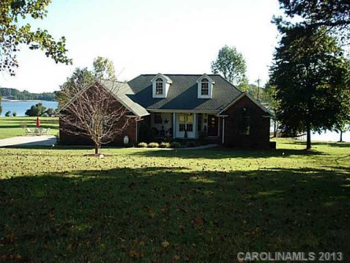 2208 Van Aken Circle