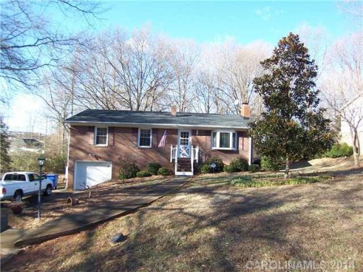 806 Williamsburg Court