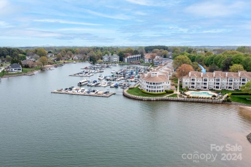 18595 Vineyard Point Lane