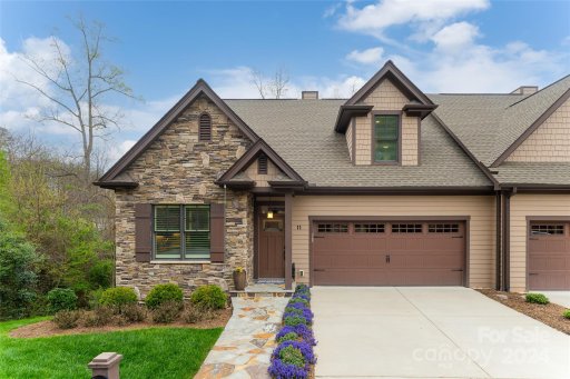 11 Meadow Vista Court