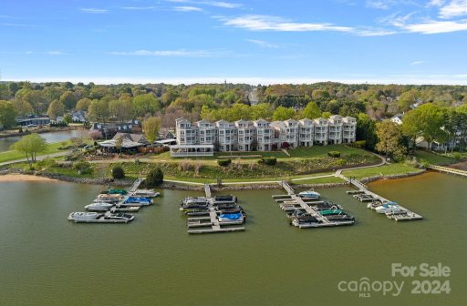 637 Williamson Road 201