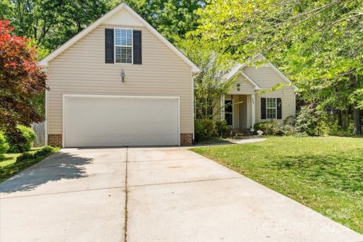 111 Scotch Pine Drive