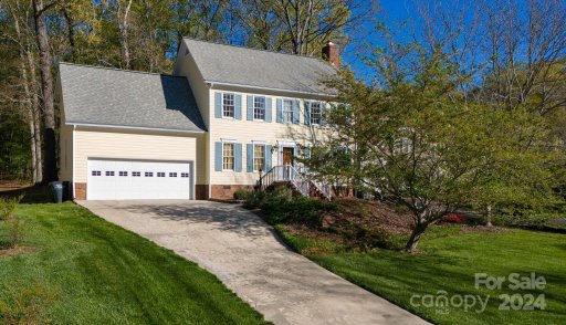 3085 Hitching Post Lane