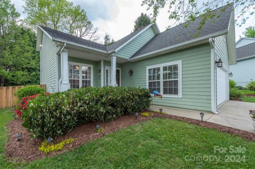 25 Cotton Creek Circle