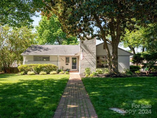 300 Blackthorne Lane