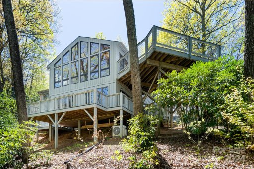 118 Lady Slipper Trail