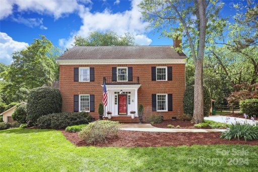 2318 Valencia Terrace