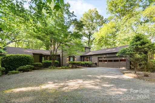 556 Fox Run Lane