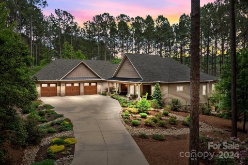 109 White Fawn Circle