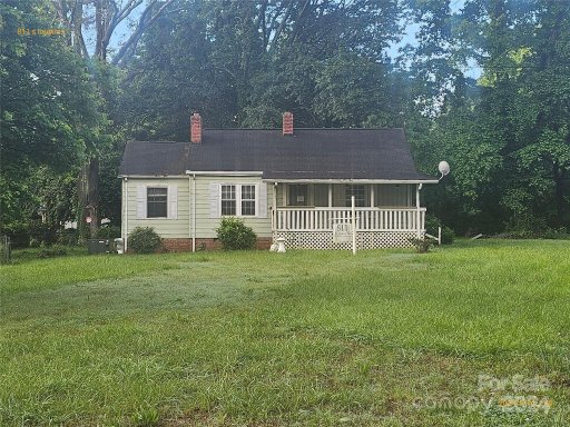 811 Hoskins Road