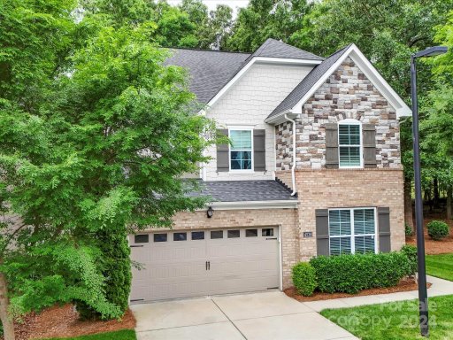 4536 Blackmuir Wood Circle