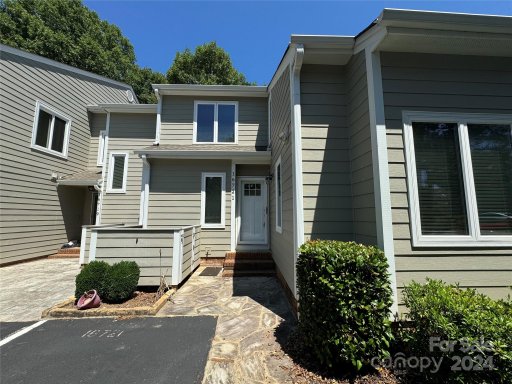 16721 Spinnaker Lane