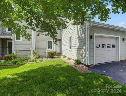 16727 Spinnaker Lane