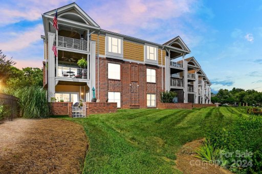 18519 Harborside Drive