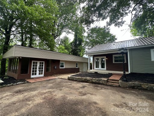 532 530 Kentwood Street