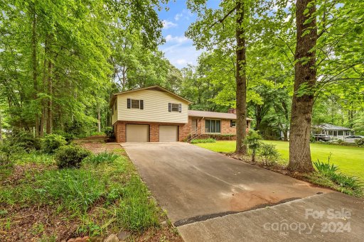 1090 Mcalway Court