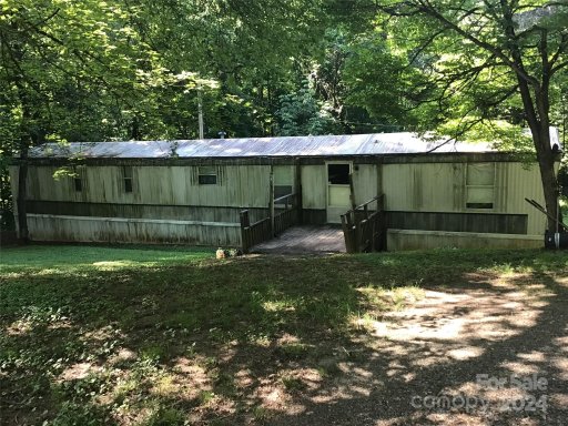 228 Cedar Ridge Loop