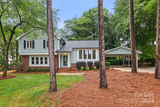 1102 Honeybee Trail
