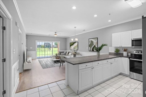 9016 Meadow Vista Road