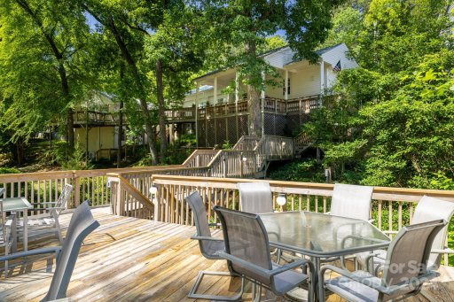 140 N Shoreline Drive