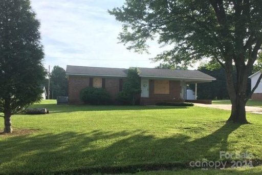2525 Oxford Circle