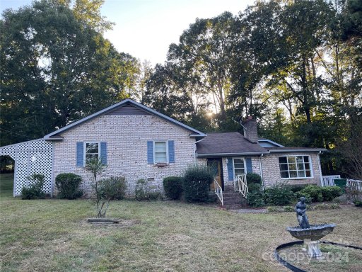 559 Acorn Acres Road