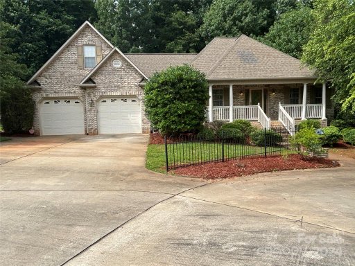 206 Oakview Drive