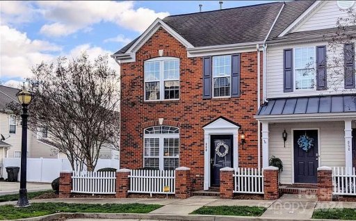 960 Coolsprings Lane